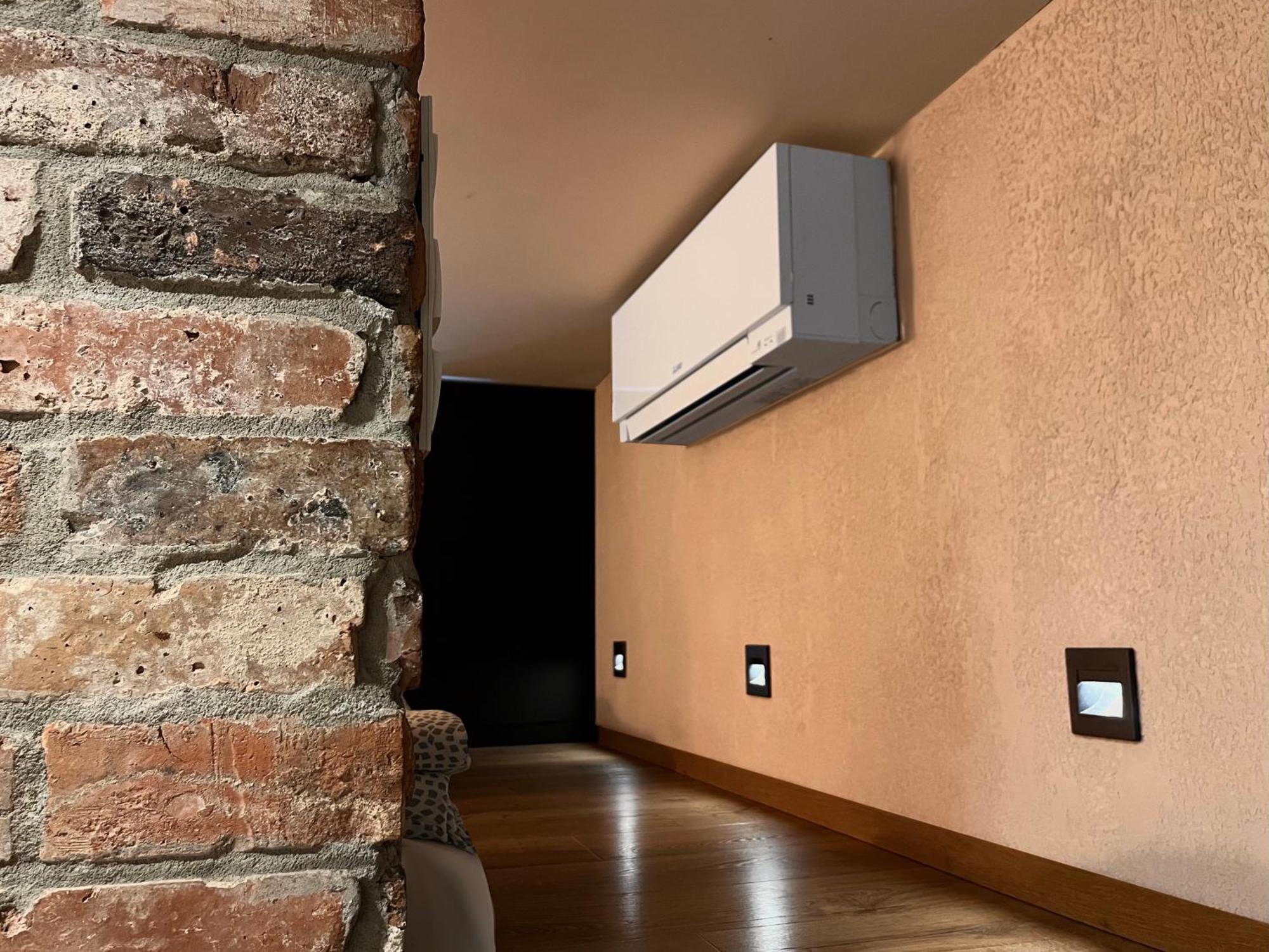 Large 75 M2 Apartment For 6 Guests Next To Wawel Castle Krakau Exterior foto